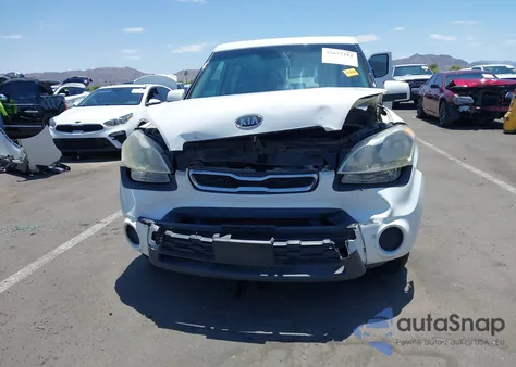 2012 Kia Soul z USA, uszkodzony, nr VIN KNDJT2A57C7445512
